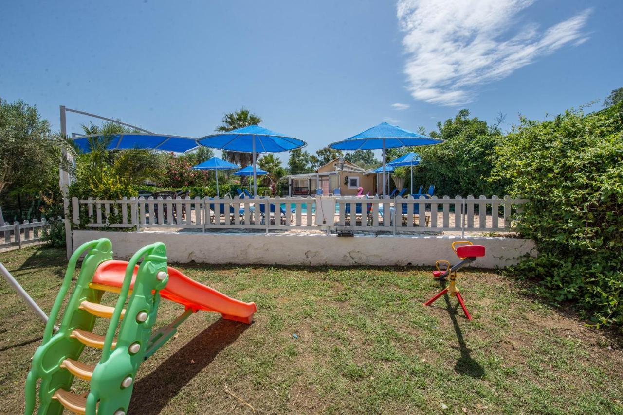 Villa Eleni Holidays Resort With Swimming Pool, Sidárion Exteriör bild